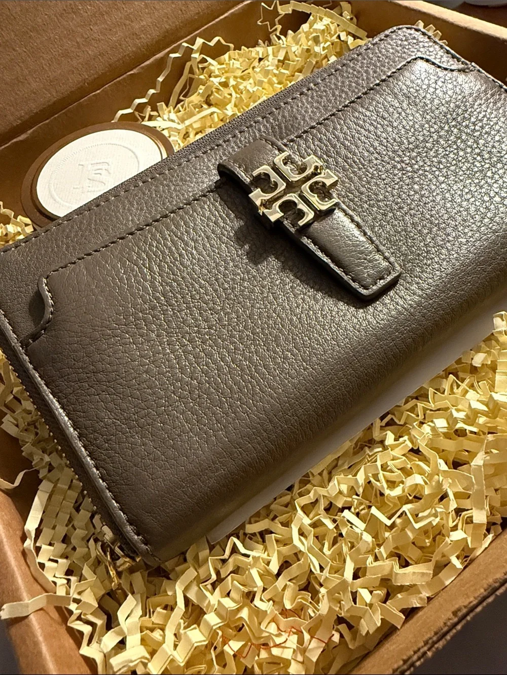 Tory Burch Sage Green Leather Zip Wallet with Logo Accent